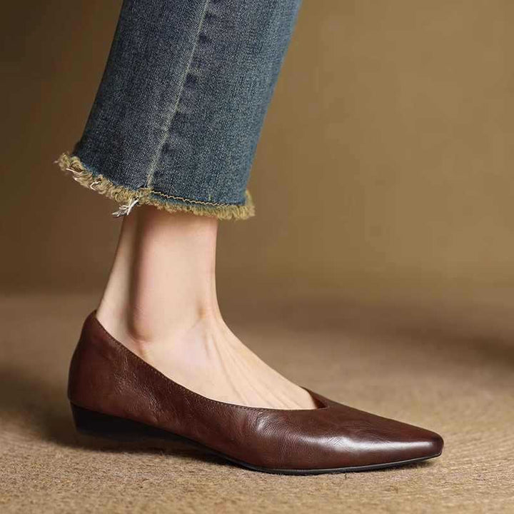 Valmir | Pointed-Toe Minimalist Flat Mules