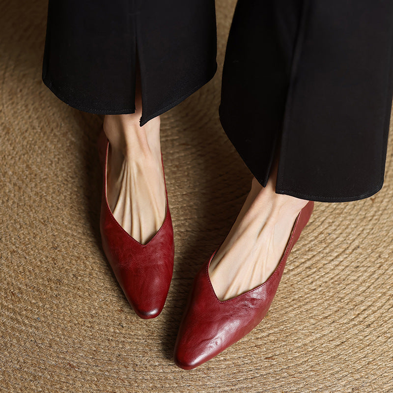 Valmir | Pointed-Toe Minimalist Flat Mules