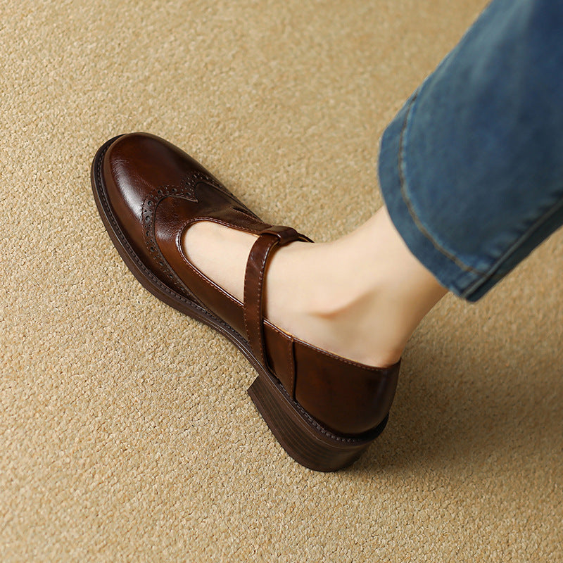 Suzy | Stylish Mary Janes
