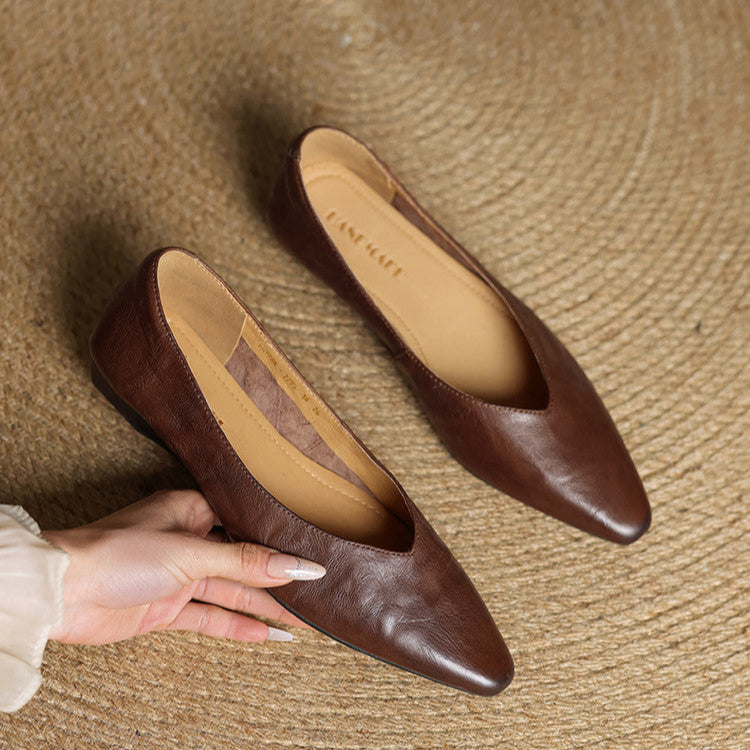 Valmir | Pointed-Toe Minimalist Flat Mules