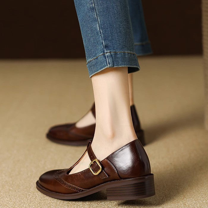Suzy | Stylish Mary Janes