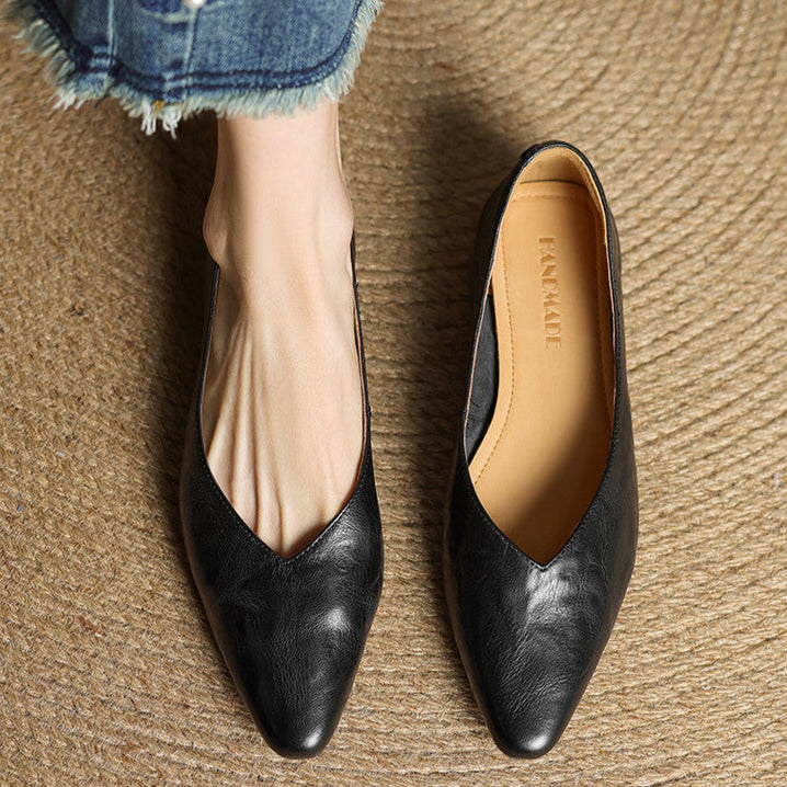Valmir | Pointed-Toe Minimalist Flat Mules