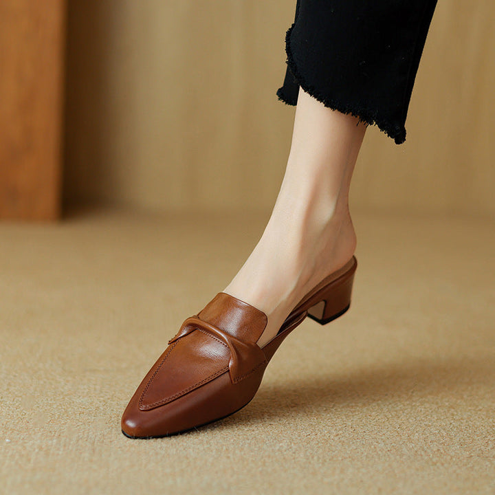 Erlen | Pointed-Toe Knot Detail Mules