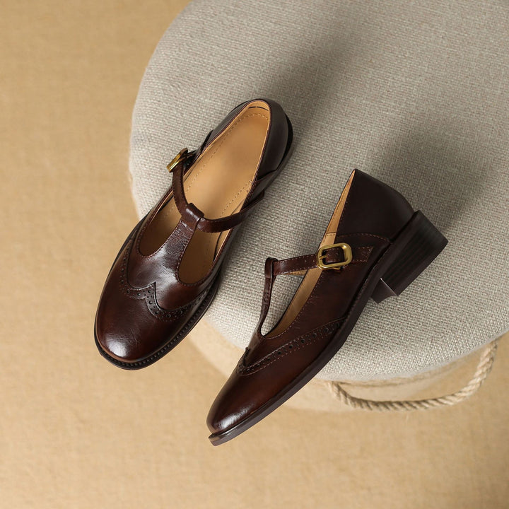 Suzy | Stylish Mary Janes