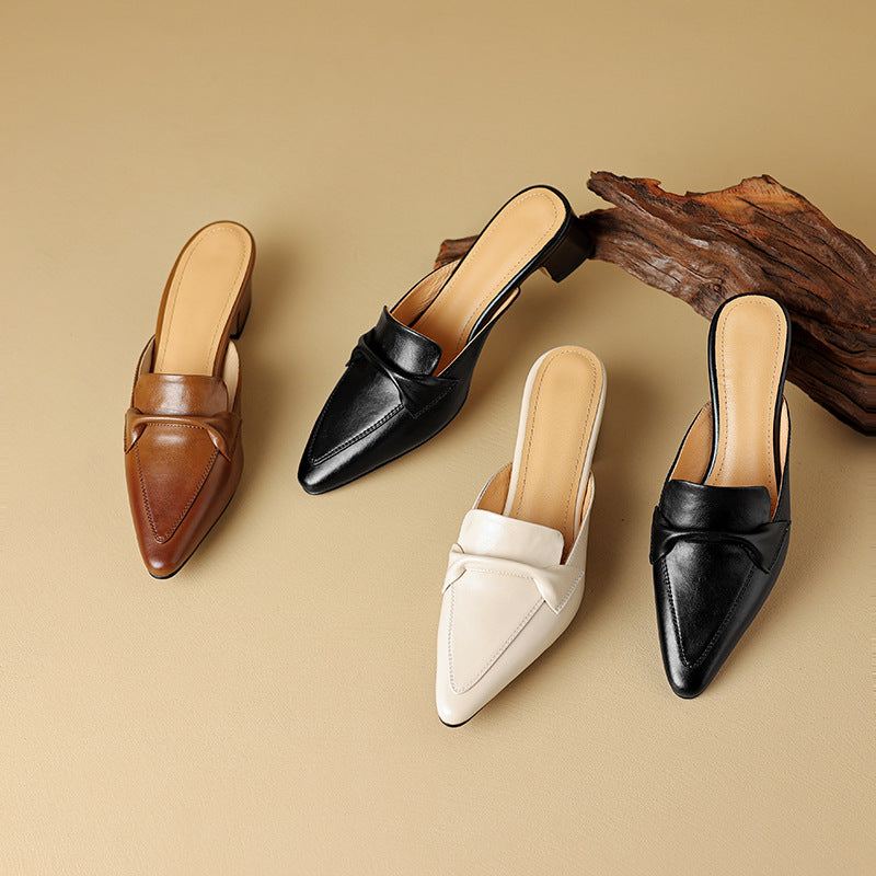 Erlen | Pointed-Toe Knot Detail Mules
