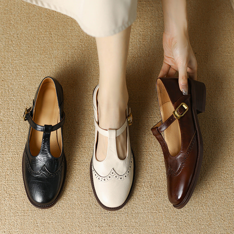 Suzy | Stylish Mary Janes