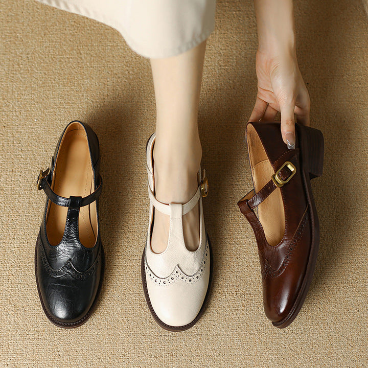 Suzy | Stylish Mary Janes