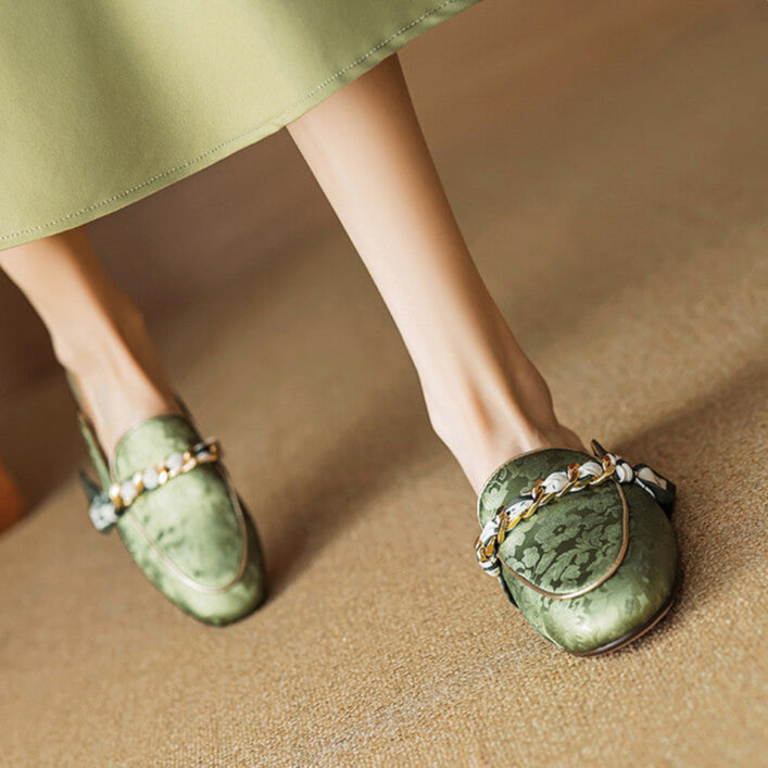 Lumor | Floral Chain Accent Loafer Mules