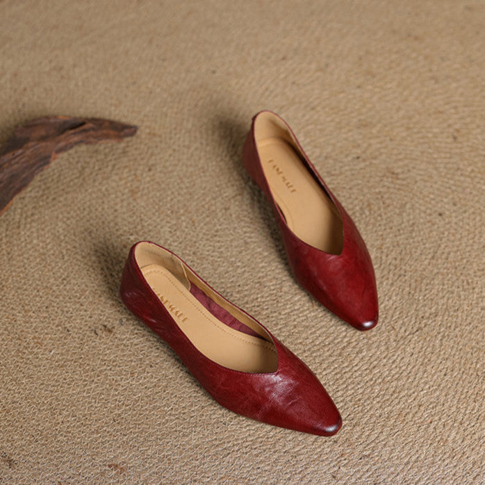 Valmir | Pointed-Toe Minimalist Flat Mules