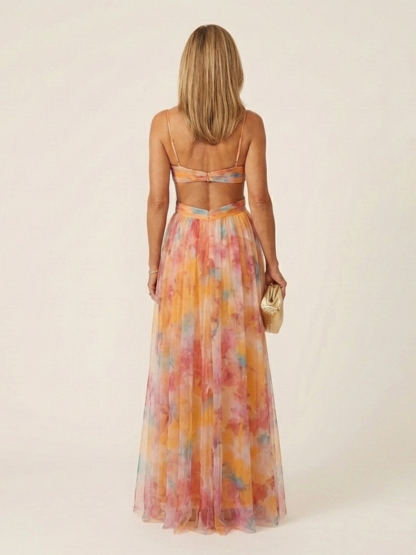 Thalira | Sleeveless V Neck Pleated Maxi Dress