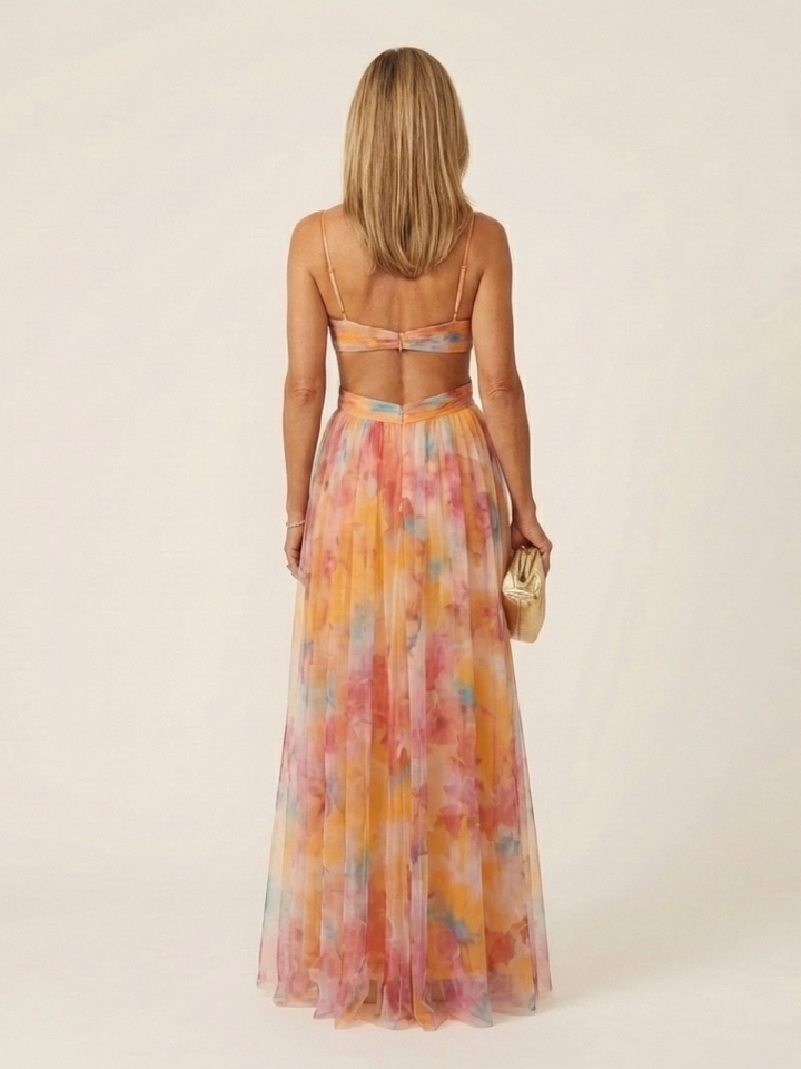 Thalira | Sleeveless V Neck Pleated Maxi Dress