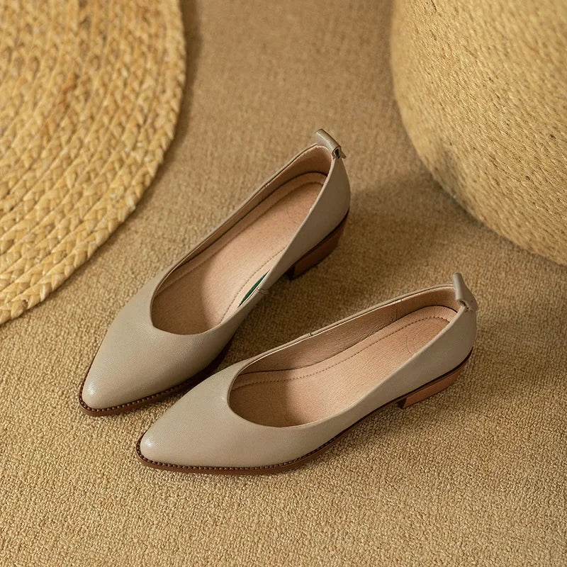 Helen | Classic Chic Pumps
