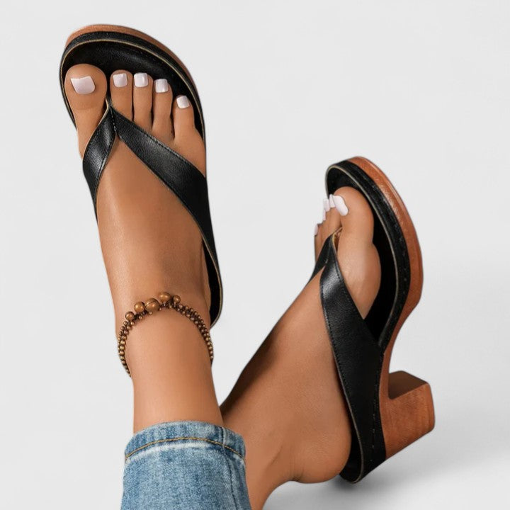 Jazrielle | Toe-Loop Block Heel Sandals