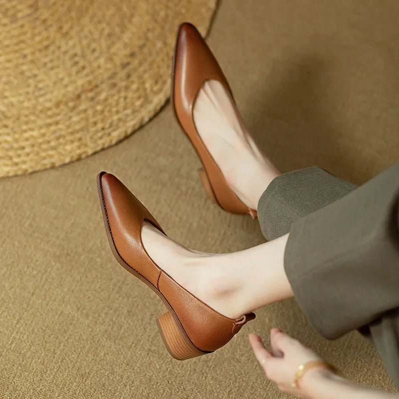 Helen | Classic Chic Pumps