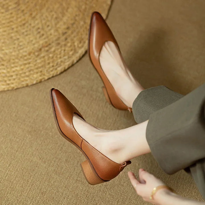 Helen | Classic Chic Pumps