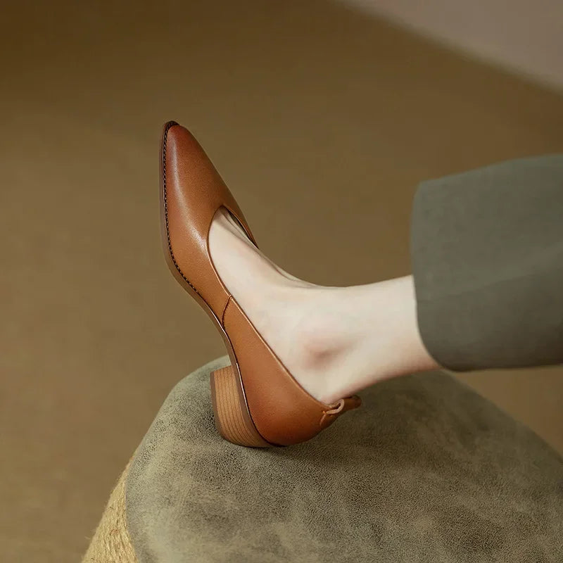 Helen | Classic Chic Pumps