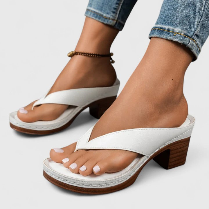 Jazrielle | Toe-Loop Block Heel Sandals