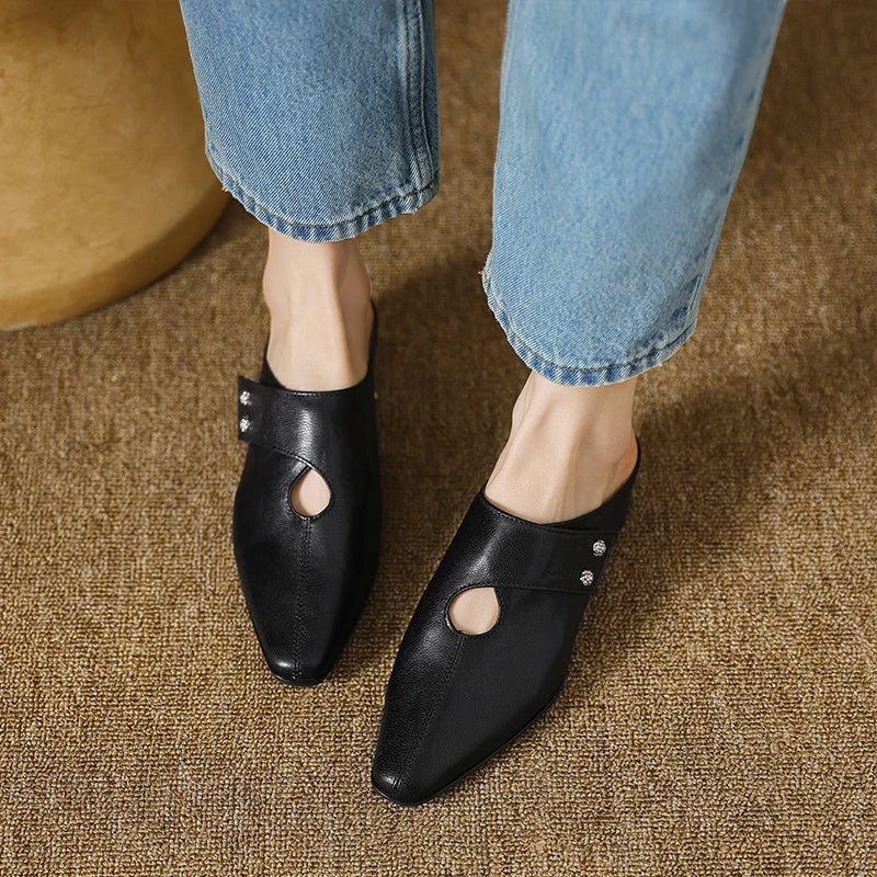 Agnit | Pointed-Toe Cutout Accent Mules