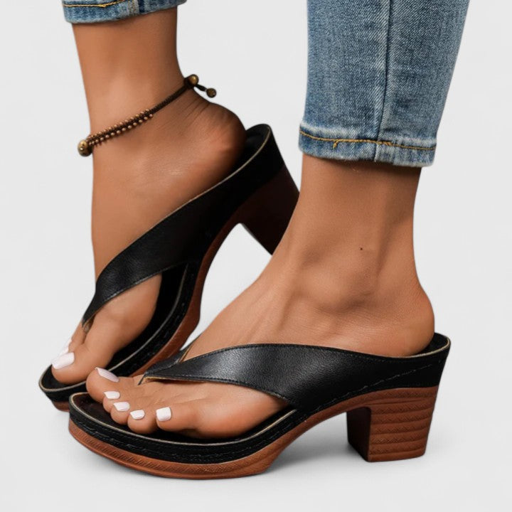 Jazrielle | Toe-Loop Block Heel Sandals