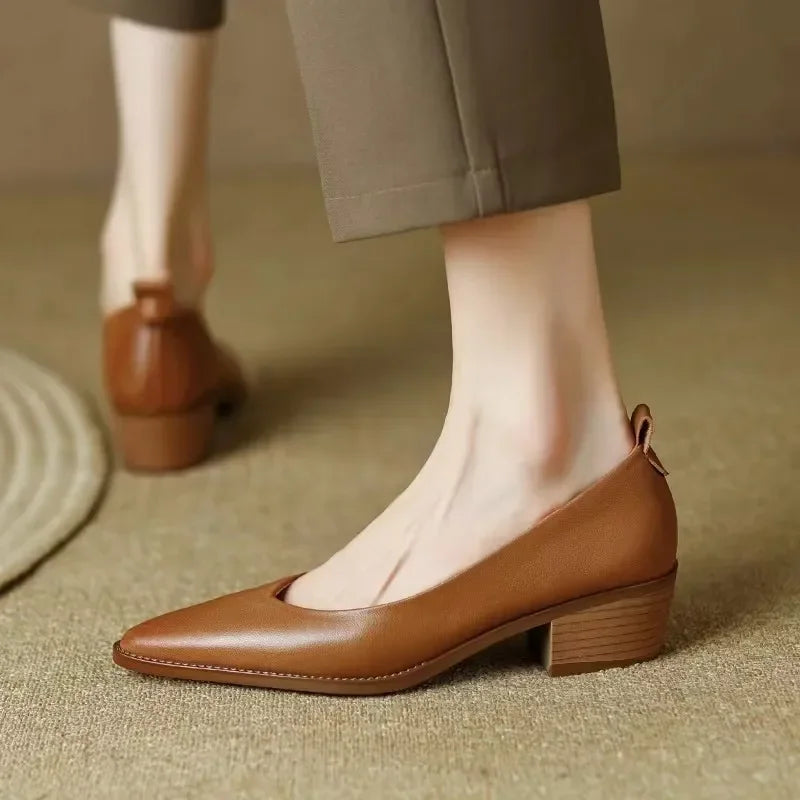 Helen | Classic Chic Pumps