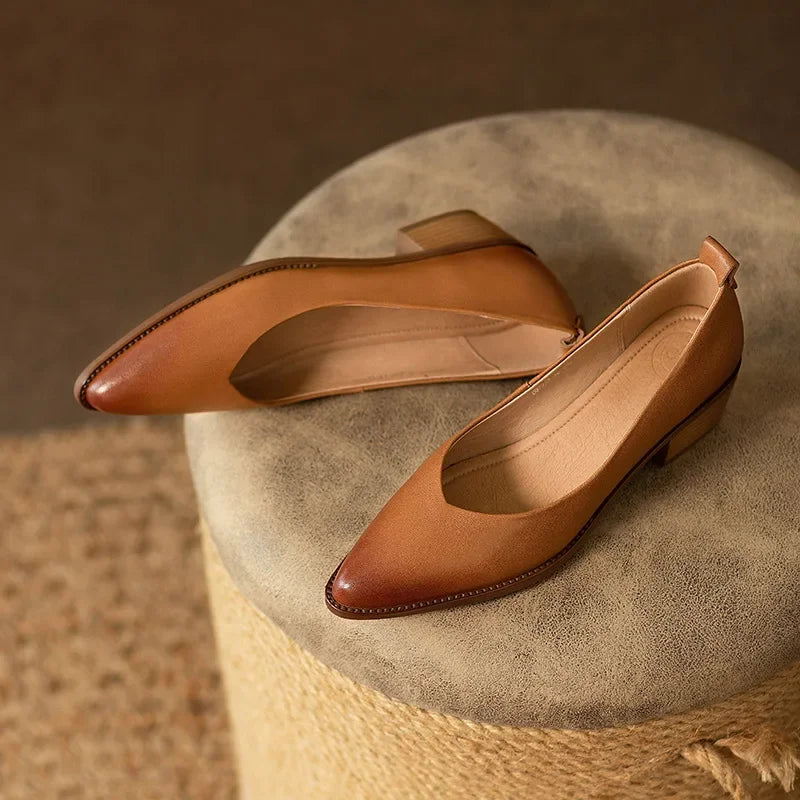 Helen | Classic Chic Pumps