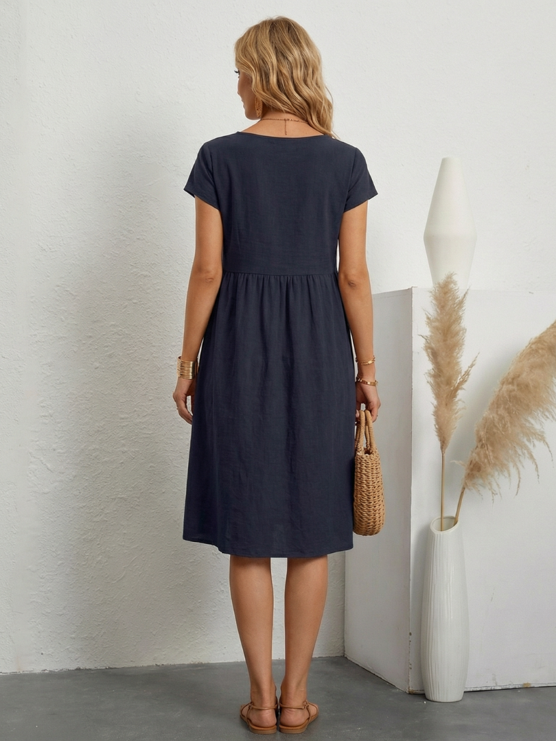 Lillian | Short Sleeve Knee Length Pocket Dress